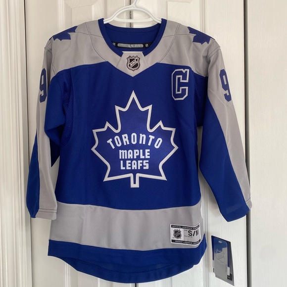 Toronto Maple Leafs Jersey - Picture 1 of 3